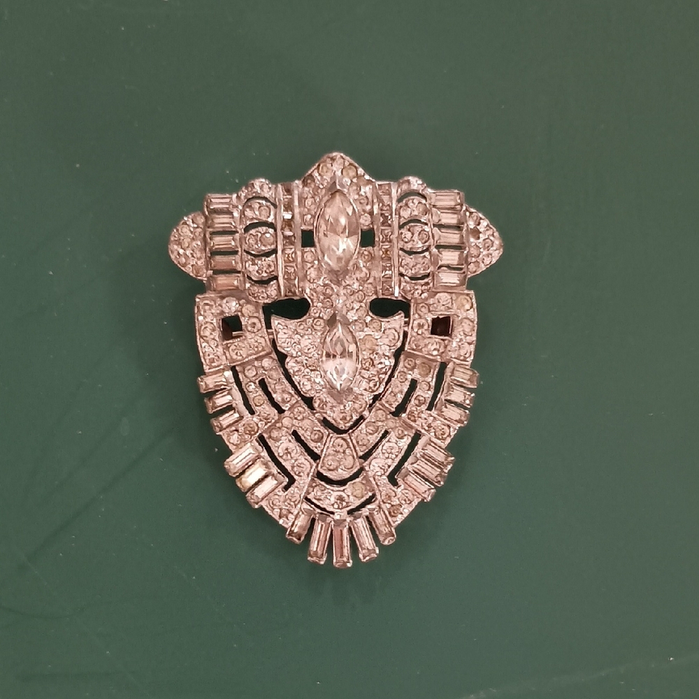 Vintage Silver Rhinestone Emblem Style Brooch. Pretty